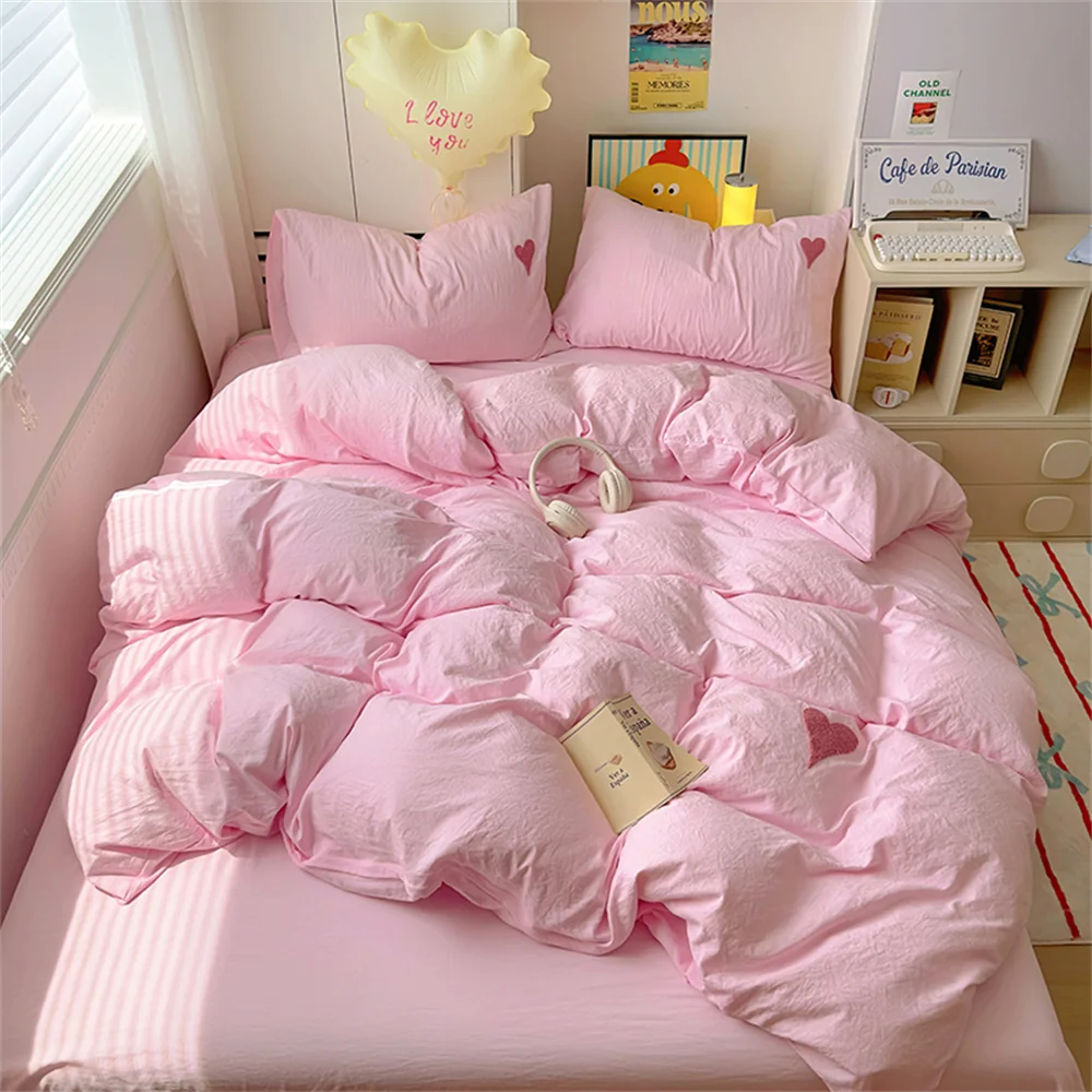 yarn hearts bedding