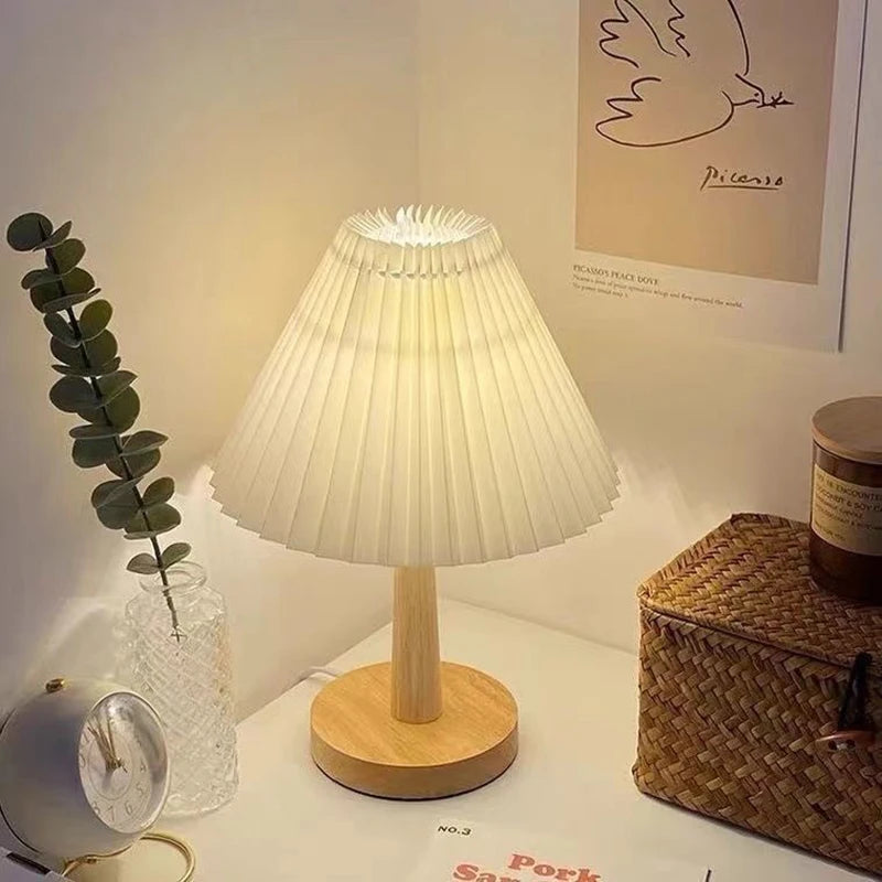 pleated cute lamp