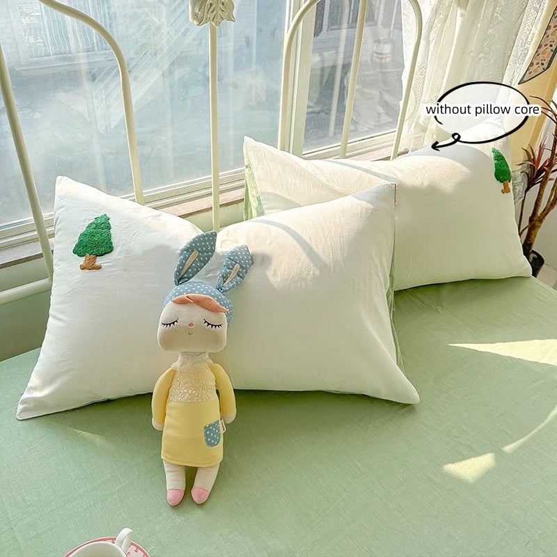pine tree embroidery bedding set