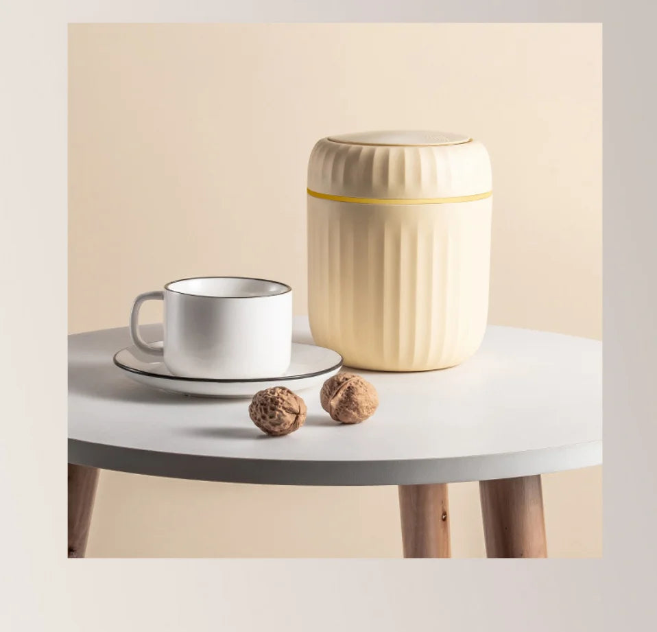 mini desktop trash can