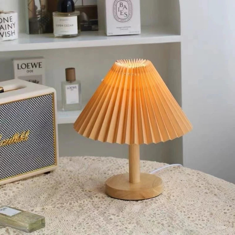 pleated cute lamp