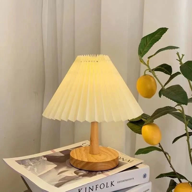 pleated cute lamp